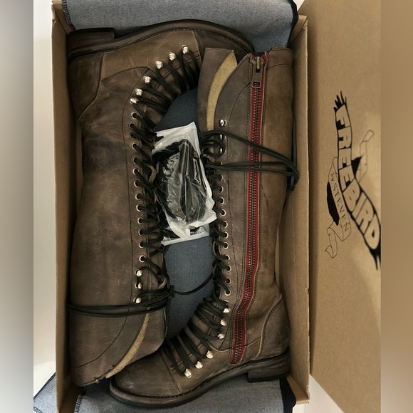 ⭐️NWT Freebird by Steven Roman Boot⭐️ - Picture 2 of 9